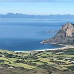 펜션 Lofoten Mountains Midnight Sun And Nothern Lights In