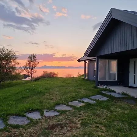 Lofoten Mountains Midnight Sun And Nothern Lights In Holiday home Steigen